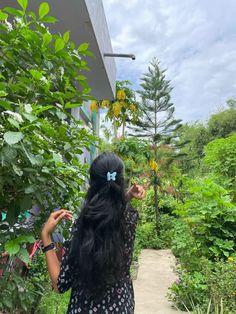 17 year girl photo indian