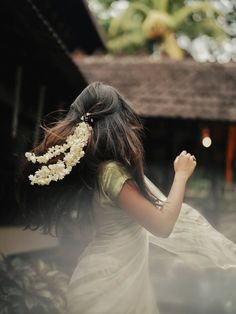 17 year girl photo indian