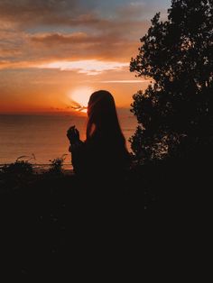 hidden face instagram sunset girl photography