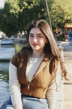 indian 18 year girl photo