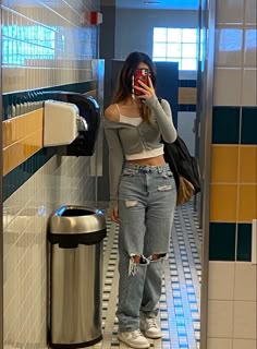 indian 18 year girl photo