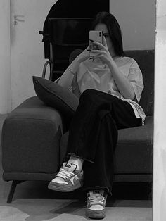 attitude hidden face girl pic for instagram