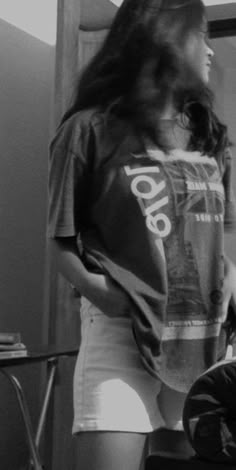 attractive instagram hidden face dp for girls