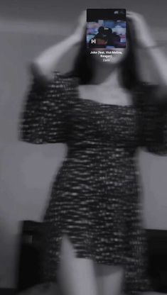 attractive instagram hidden face dp for girls