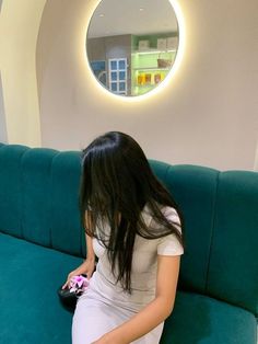 attractive instagram hidden face dp for girls