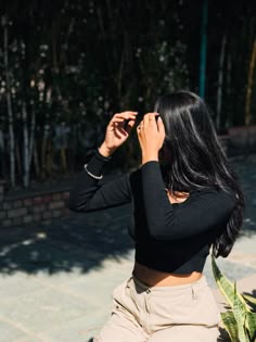 attractive instagram hidden face dp for girls