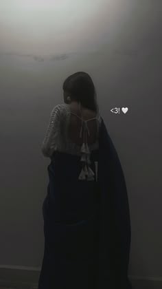 attractive instagram hidden face dp for girls