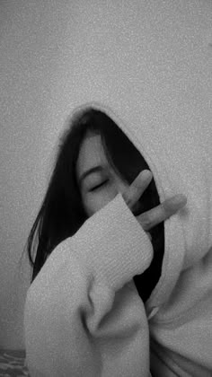 beautiful girl image 16 year indian simple