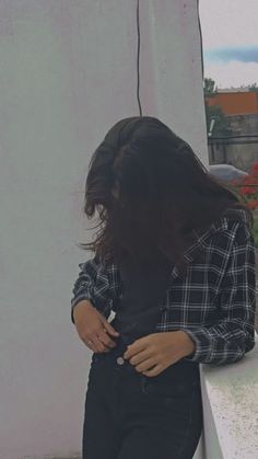 beautiful girl image 16 year indian simple