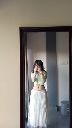 black and white girl mirror selfie poses saree