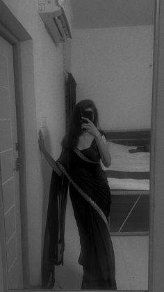 girl photo hide face black