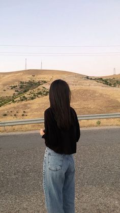 hidden face aesthetic dp instagram girl