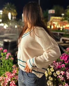 hidden face aesthetic dp instagram girl