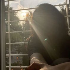 hidden face aesthetic dp instagram girl