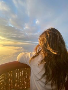 hidden face aesthetic dp instagram girl