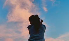 hidden face aesthetic dp instagram girl