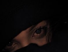 hurt sad cry girl dp