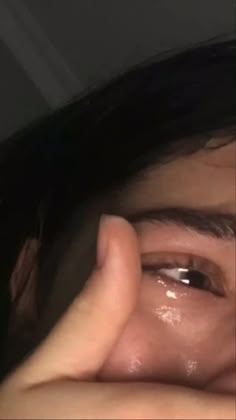 hurt sad cry girl dp