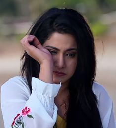 hurt sad cry girl dp