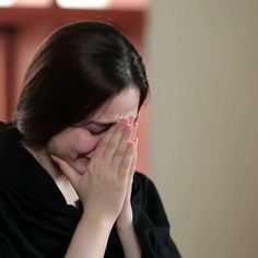 hurt sad cry girl dp