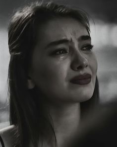 hurt sad cry girl dp