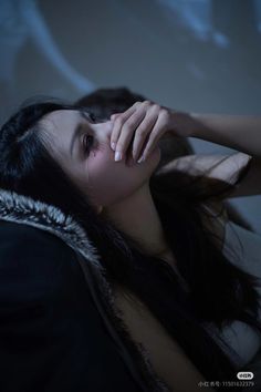 hurt sad cry girl dp