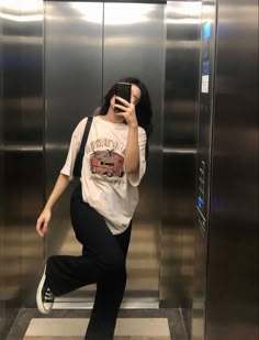 instagram aesthetic mirror selfie