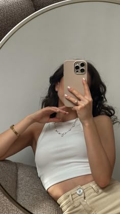 instagram aesthetic mirror selfie