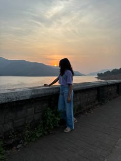 instagram hidden face jeans top stylish girl dp