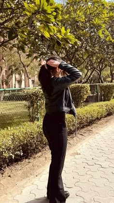 instagram hidden face jeans top stylish girl dp