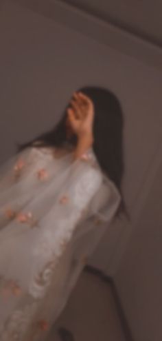 instagram stylish hidden face girl pic