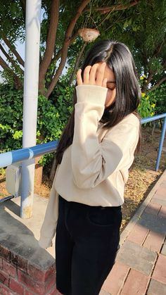 instagram stylish hidden face girl pic