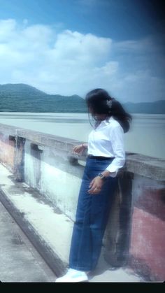 instagram stylish hidden face girl pic