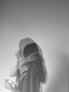 instagram stylish hidden face girl pic