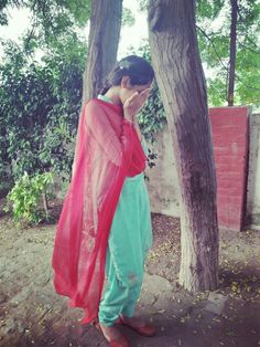 patiyala dress simple girl in salwar suit dp