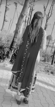 patiyala dress simple girl in salwar suit dp