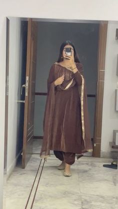 patiyala dress simple girl in salwar suit dp