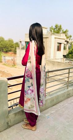 patiyala dress simple girl in salwar suit dp