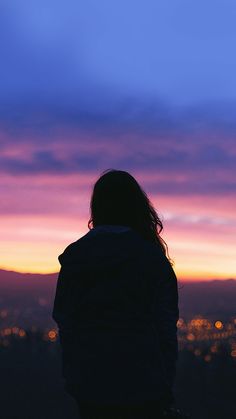 profile alone girl pic