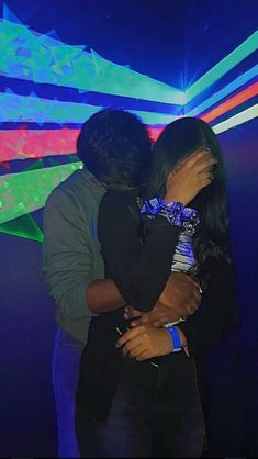 real gf bf hidden face pic