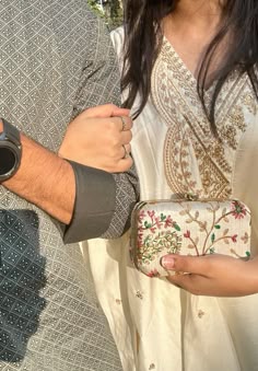 real gf bf hidden face pic