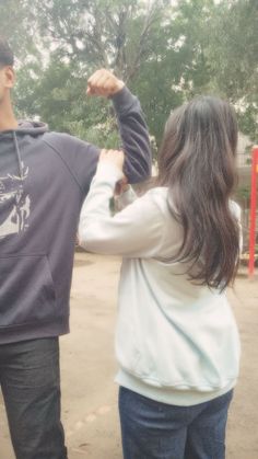 real gf bf hidden face pic