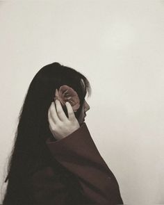 silent mood off girl image