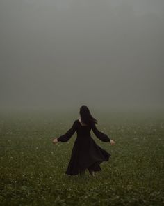 silent mood off girl image