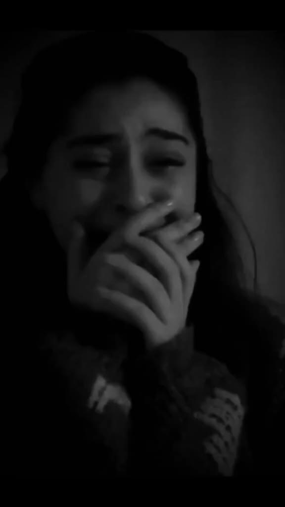 silent mood off girl image