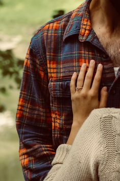 simple couple photo pose