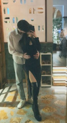 simple couple photo pose