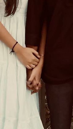 simple couple photo pose