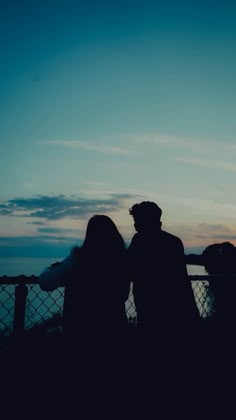 simple couple photo pose