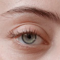 simple girl eyes pic